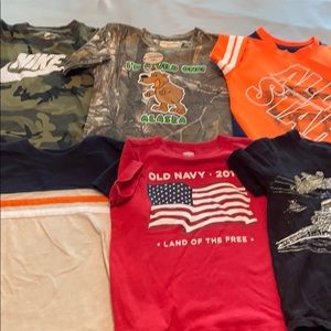 6 short sleeve T-shirts